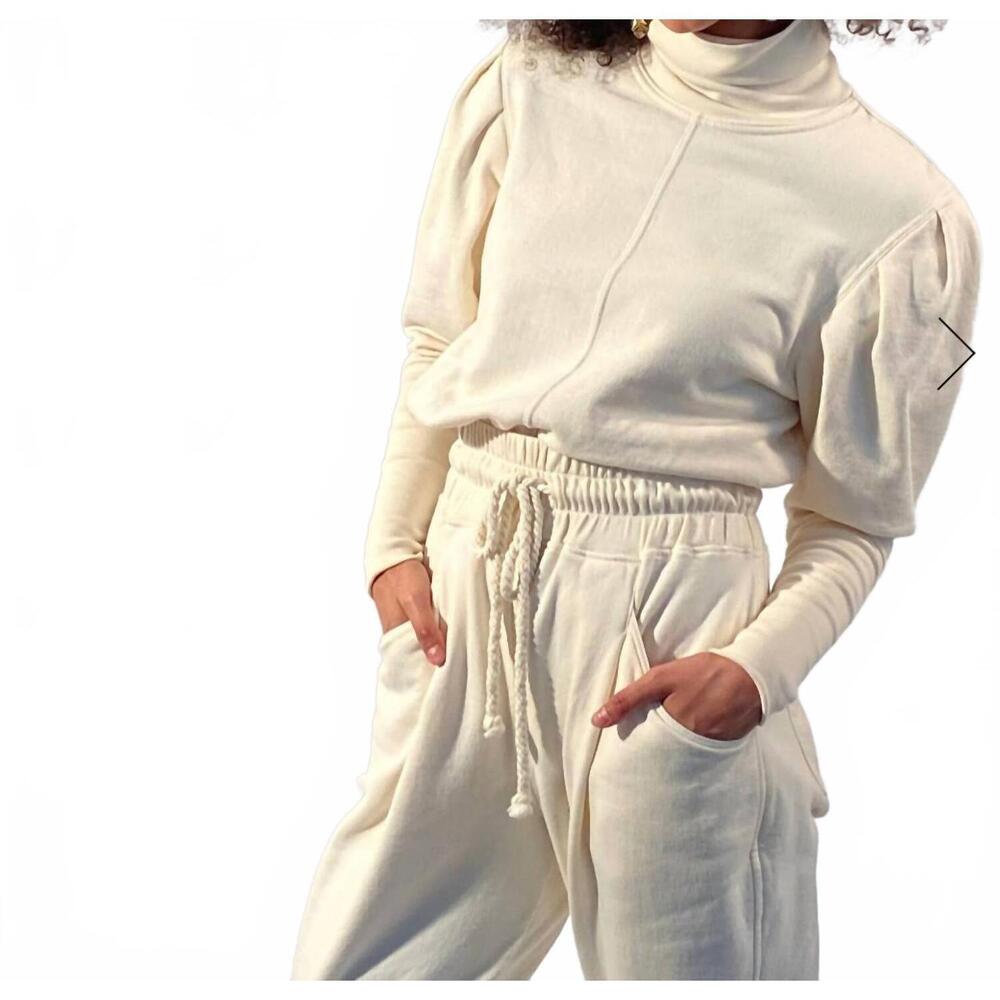 NEW THE WAIGHT undyed funnel neck top in off white